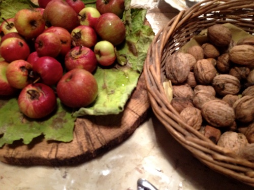 Ginestrelle apples walnuts